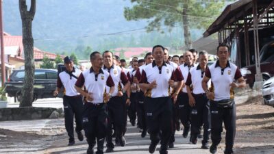 Jaga Kebugaran Dan Ketahanan Tubuh, Personel Polres Bener Meriah Laksanakan Olahraga Pagi