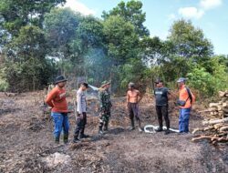 Babinsa Koramil 1015-04/Baamang Besinergi Sosialisasi Bahaya Kebakaran Hutan dan Lahan