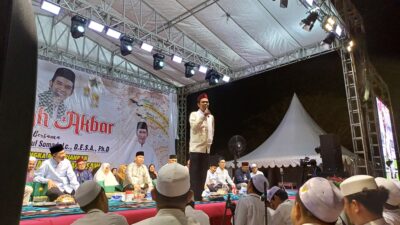 Tabligh Akbar Ustad Abdul Somad di Sampit Dihadiri Ribuan Jamaah, Bupati Kotim Hadir Bersama Tokoh Alim Ulama