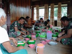 Personel Satgas TMMD Kodim 1015/Sampit mendapat Undangan Sarapan Pagi Bersama Dengan Warga di lokasi TMMD
