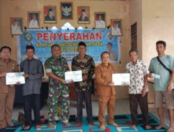 Wujud Peran Aktif, Babinsa Koramil 1015-01/MH Selatan Dampingi Penyaluran BLT Dana Desa