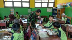 Babinsa Koramil 1015-03/MB Ketapang Dampingi Pelaksanaan Makan Bergizi Gratis