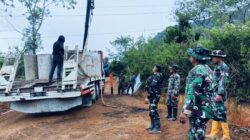 Satgas TMMD dan Masyarakat Linge Kompak Laksanakan Pekerjaan Gorong-gorong