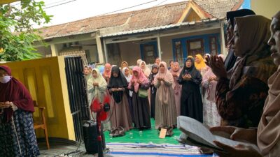 Majelis Taklim Al Ikhlas Graha Bakti Kodam Jaya Gelar Pengajian Rutin Peringatan Maulid Nabi dan Haul Alm. Mat Budiyanto