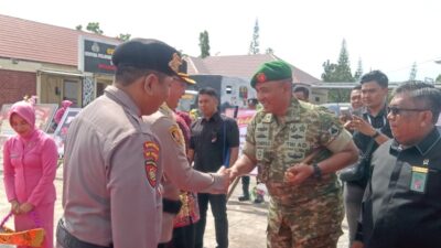 Komandan Kodim 1015/Sampit Hadiri Pisah Sambut Kapolres Seruyan di Mapolres Seruyan.